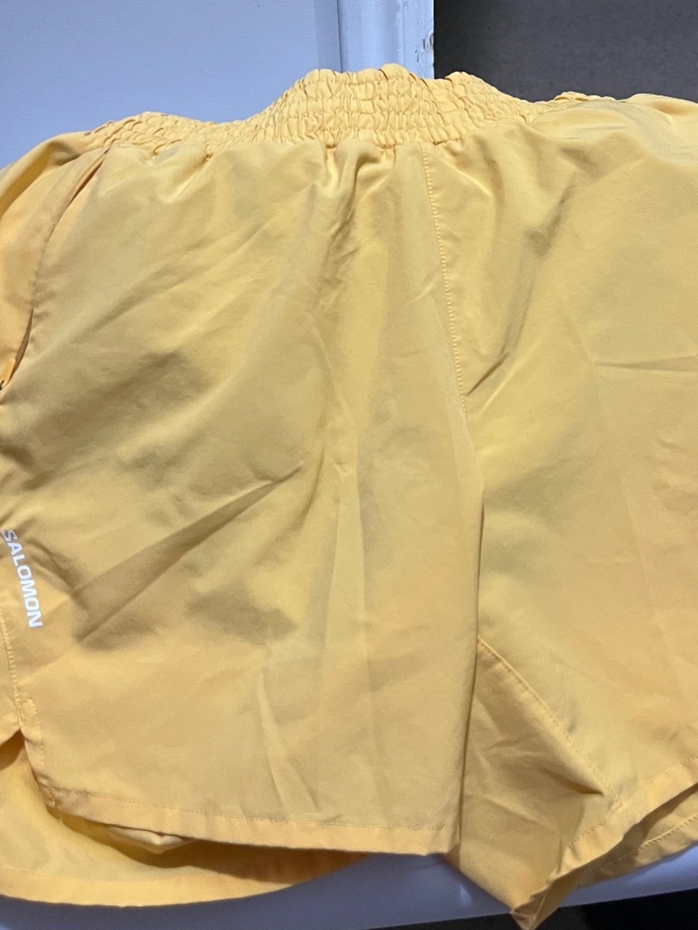 Salomon W’s 6” Shakeout Shorts